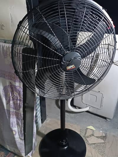 GFC 12V DC Solar Pedestal Fan - 10/10 Brand New Condition (Unused)"