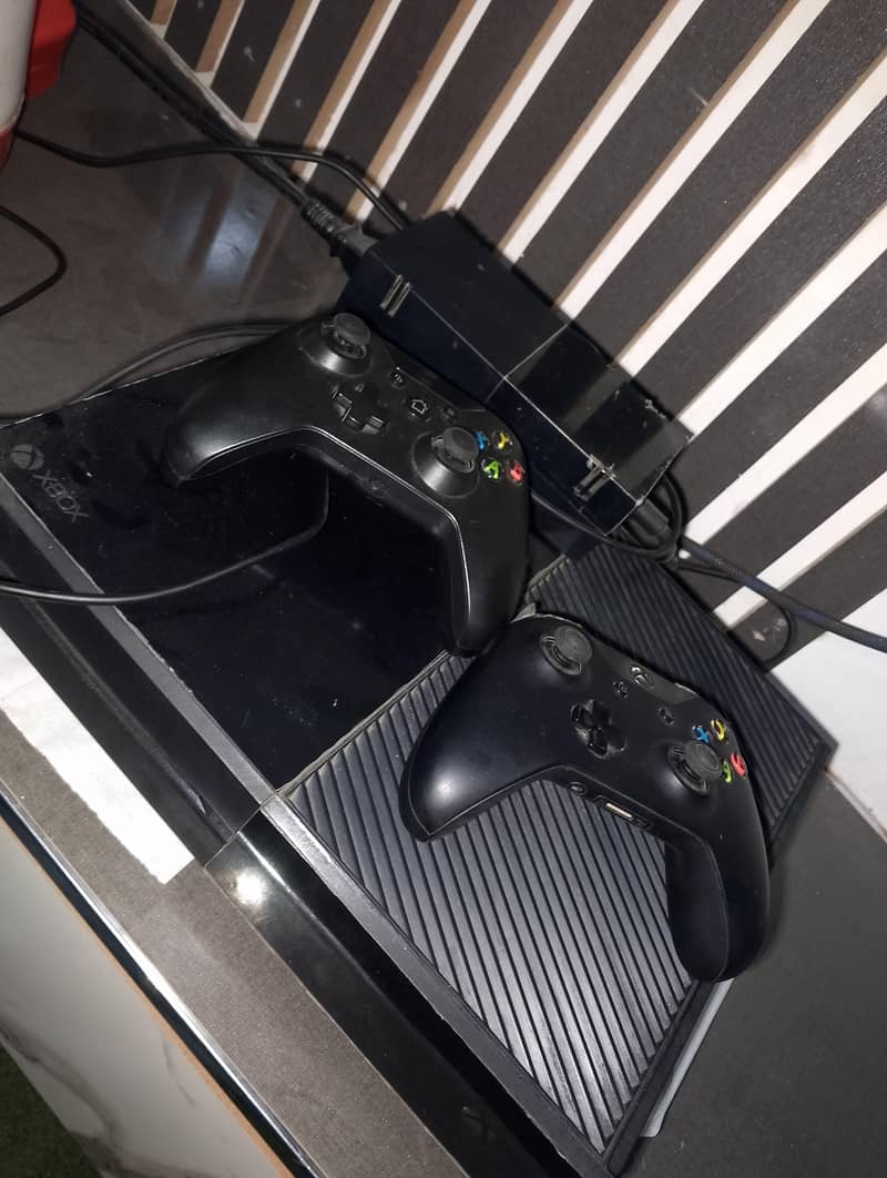 Console 1