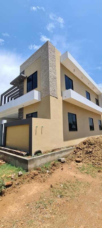 8 Marla Brand New Double Story Corner House