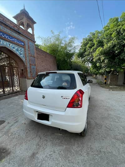 Suzuki Swift 2016 DLX