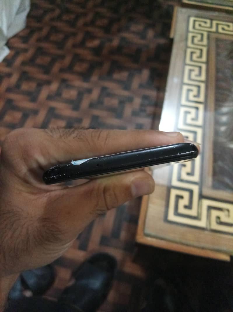 One Plus 6T 3