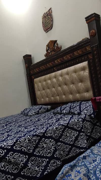 bed set  real Black wood