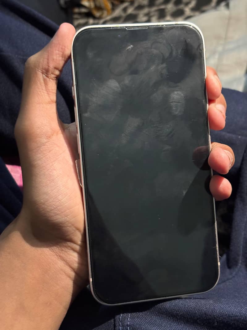 Apple iPhone 13 3