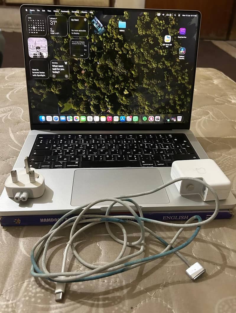 Macbook pro M3 9