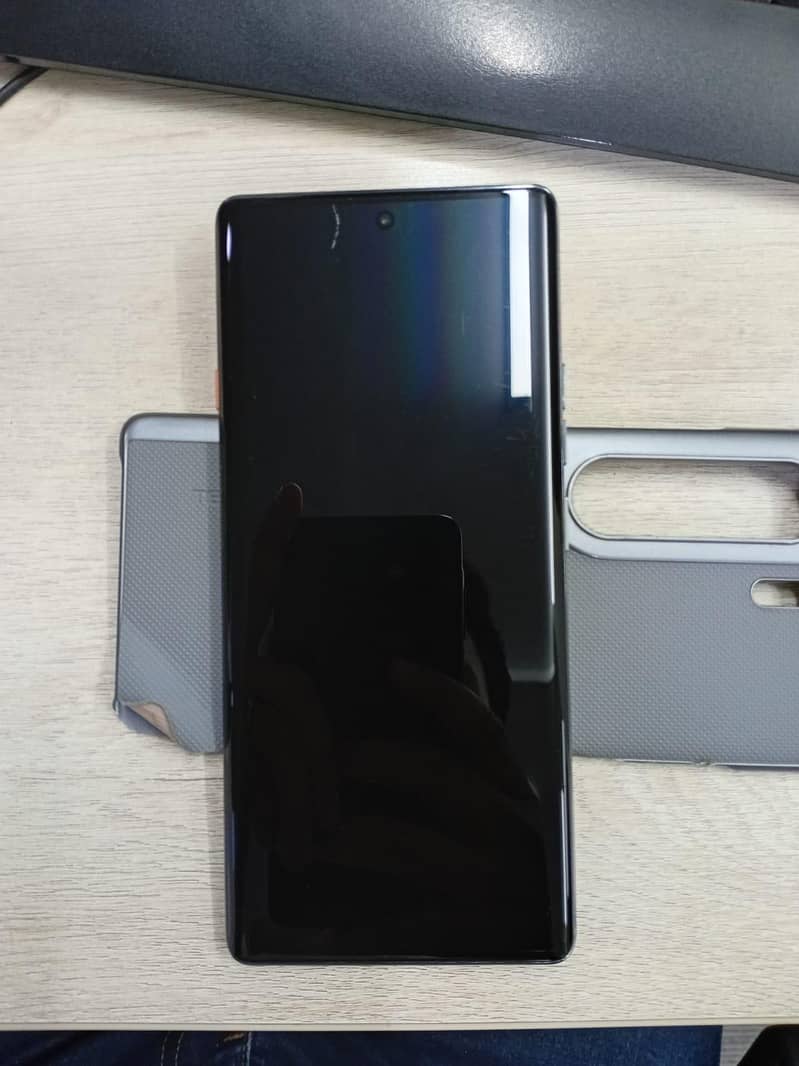 Tecno CAMON 40 Pro 5