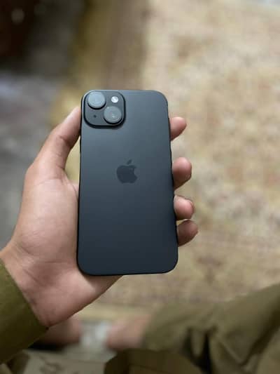Apple iPhone 15