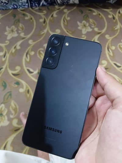 Samsung S22 plus