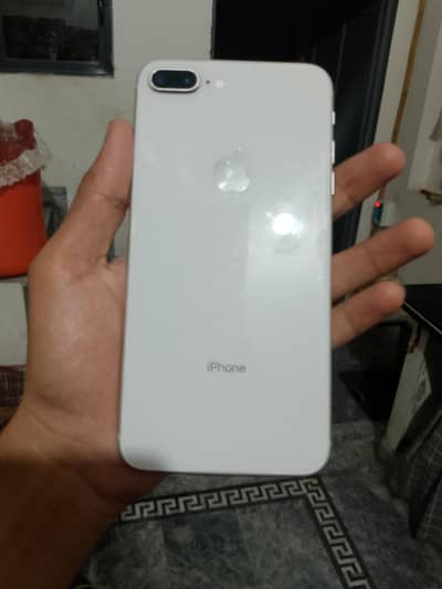 Apple iPhone 8 Plus