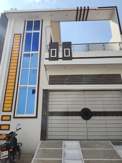 120 Sq Yard House 4 Sale (3 Bedrooms + 1 Drawing + 1 Dining Room + 1 Kitchen)