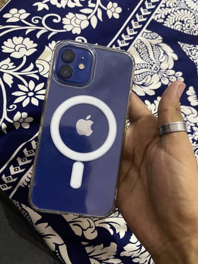 Apple iPhone 12