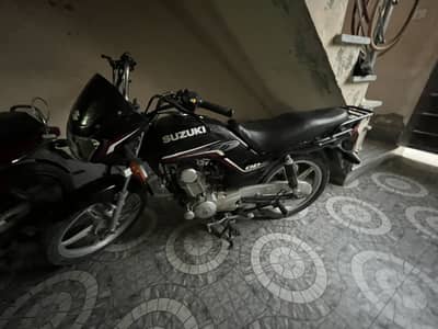 Shzuki 110 2021 black