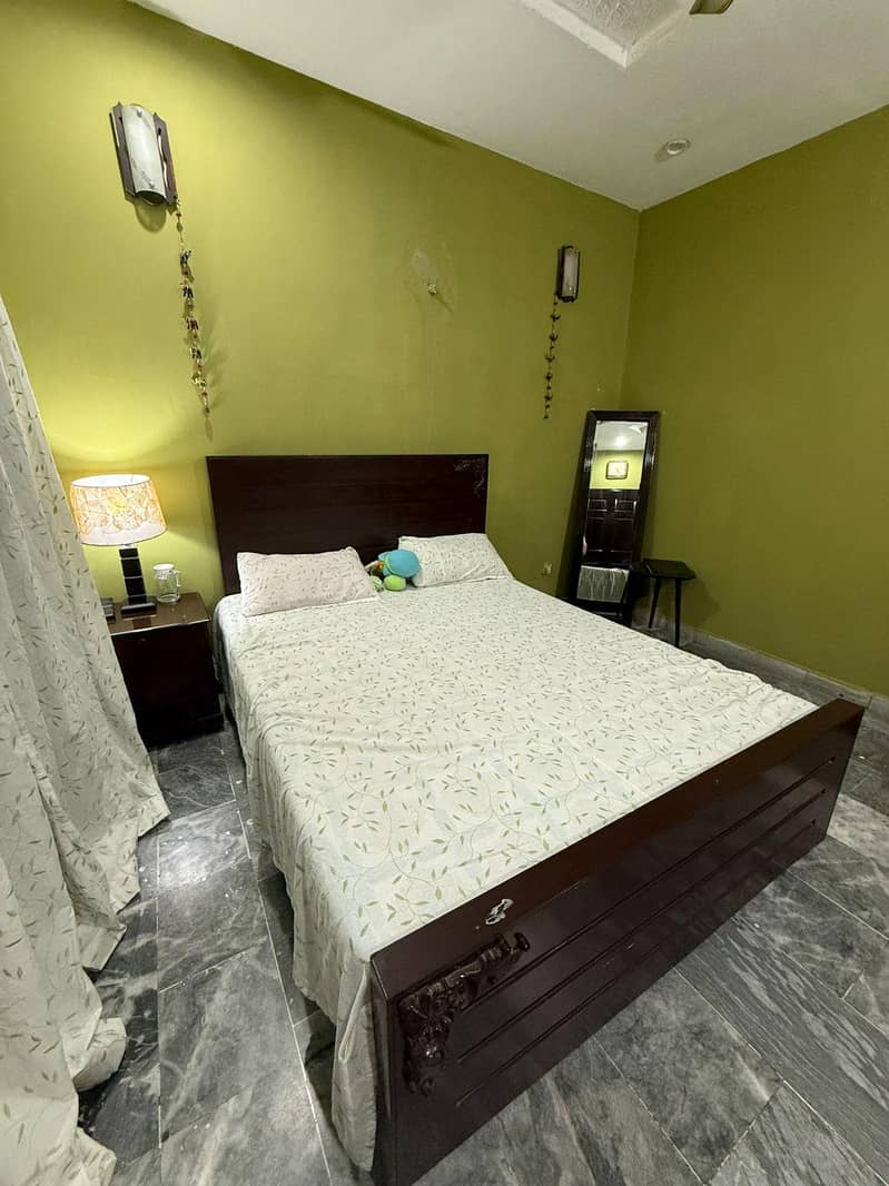 Queen Size Bed set 3