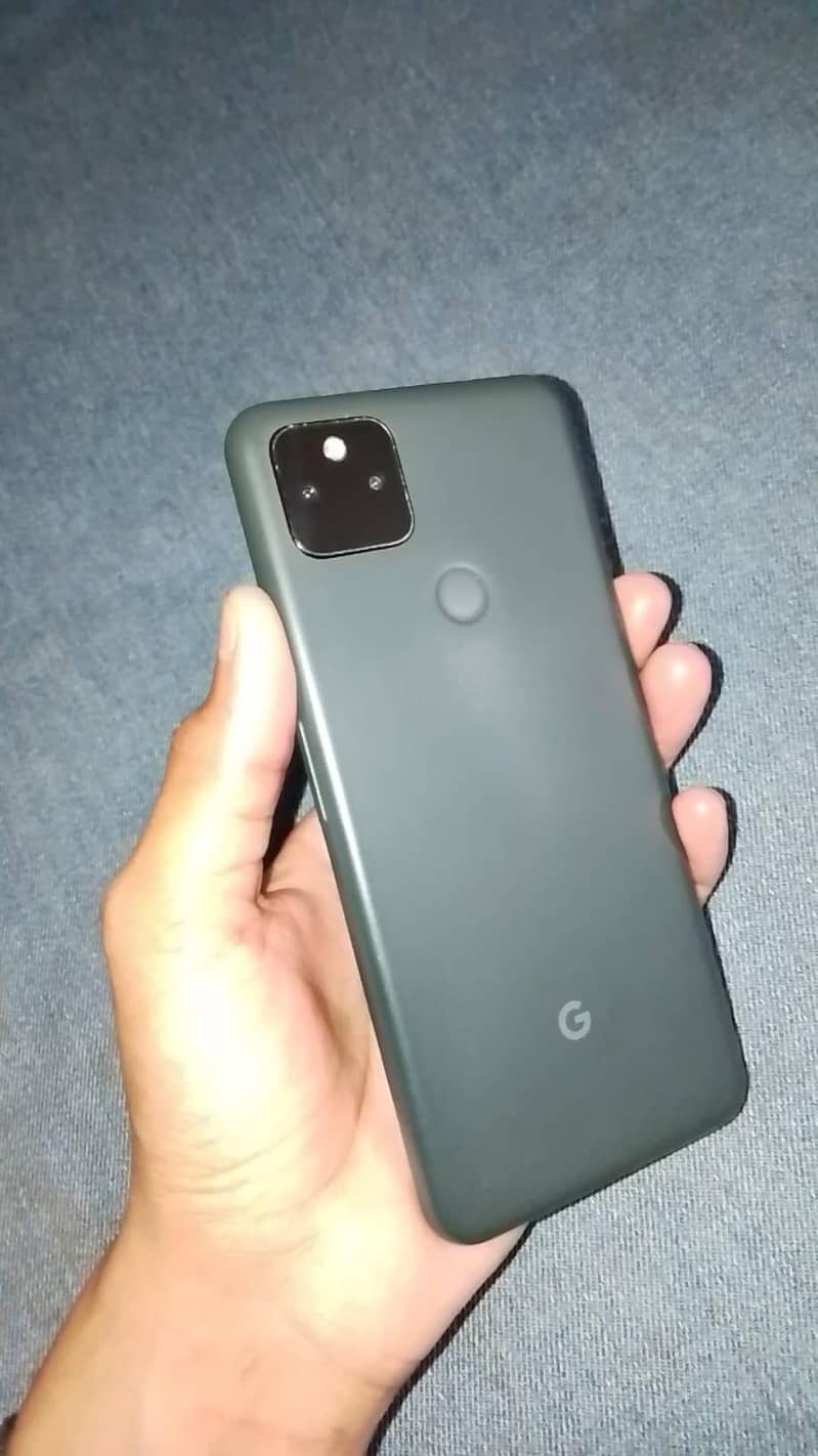 Google Pixel 5a 0