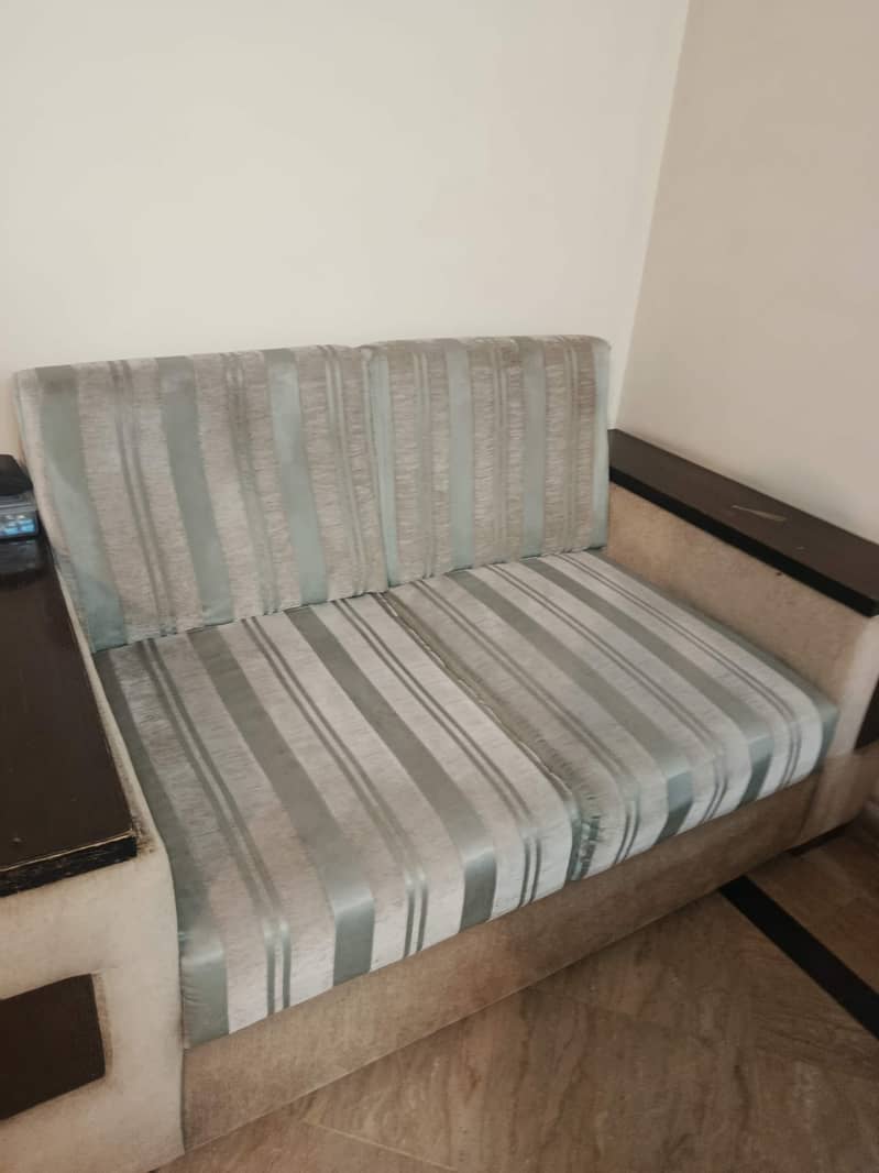 used sofa 4