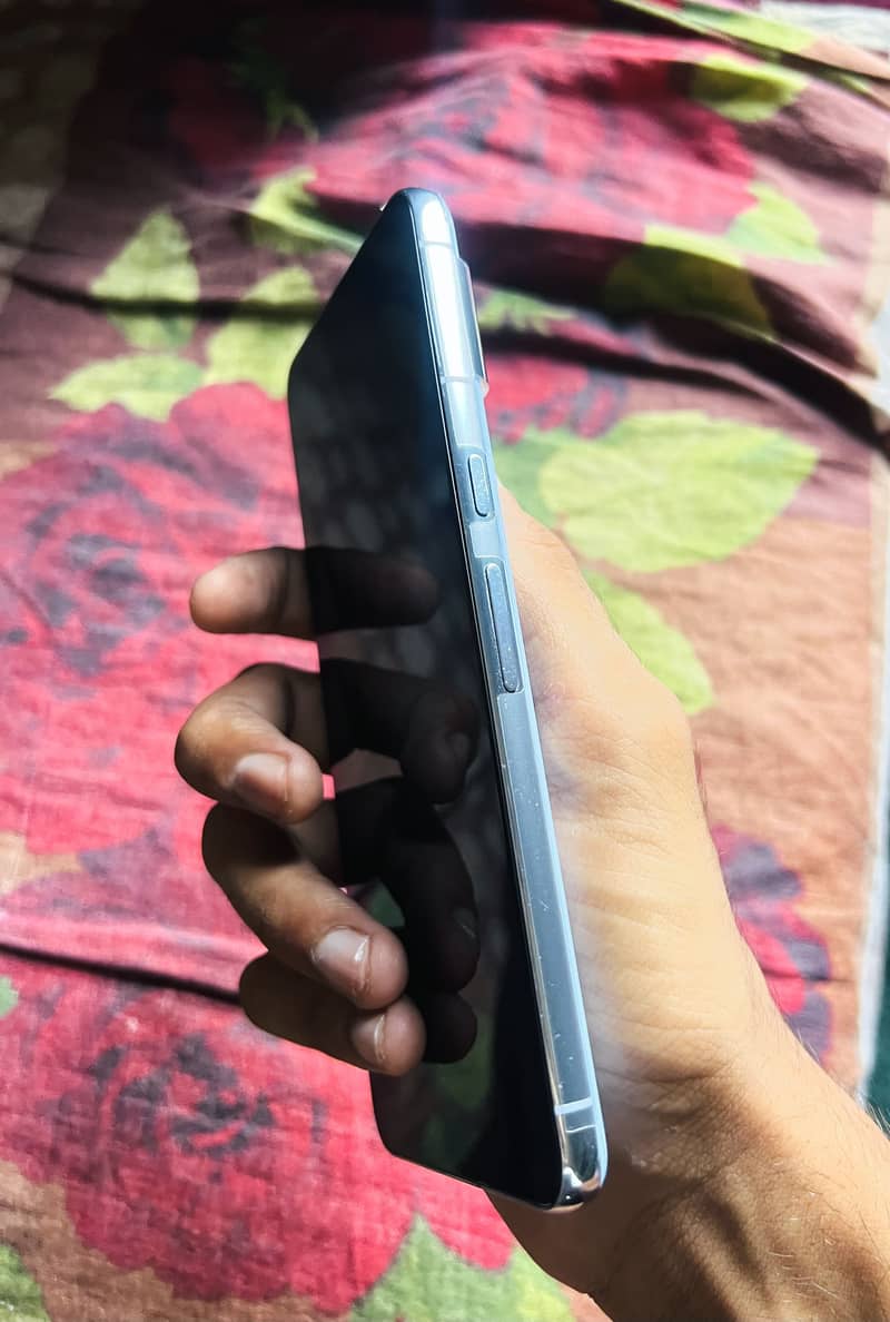 Google Pixel 8 Pro 5
