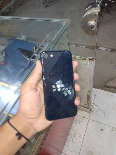 Apple iPhone SE 2022