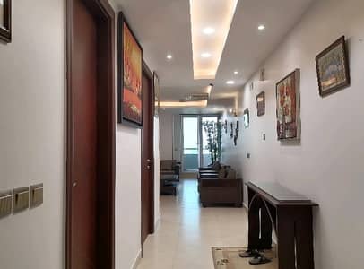 Good 1118 Square Feet Flat For sale In Goldcrest Mall & Residency