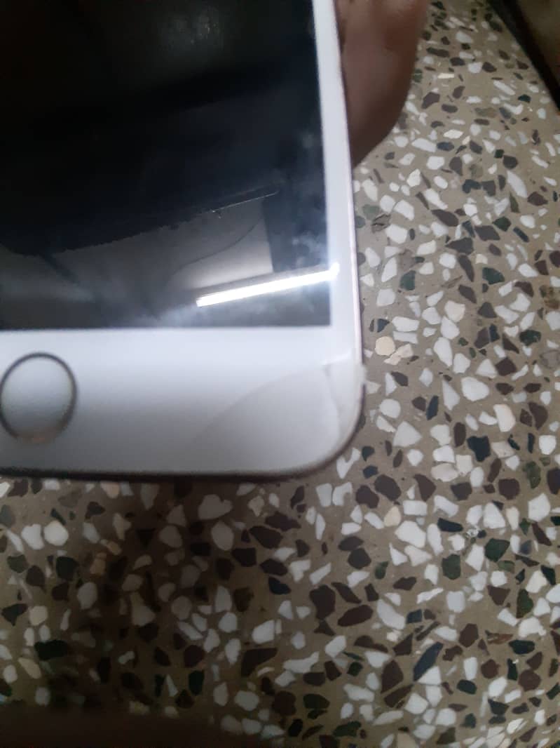 Apple iPhone 6S Plus 3