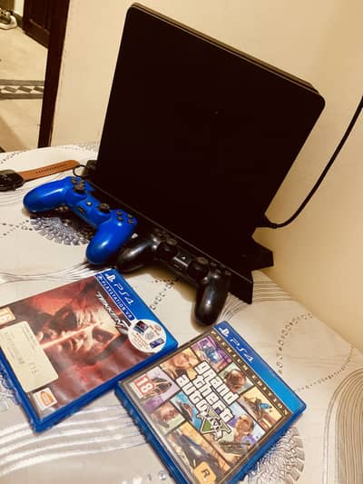 PS4 Slim 1TB (9/10 Condition) | 2 Controllers | GTA V + Tekken 7
