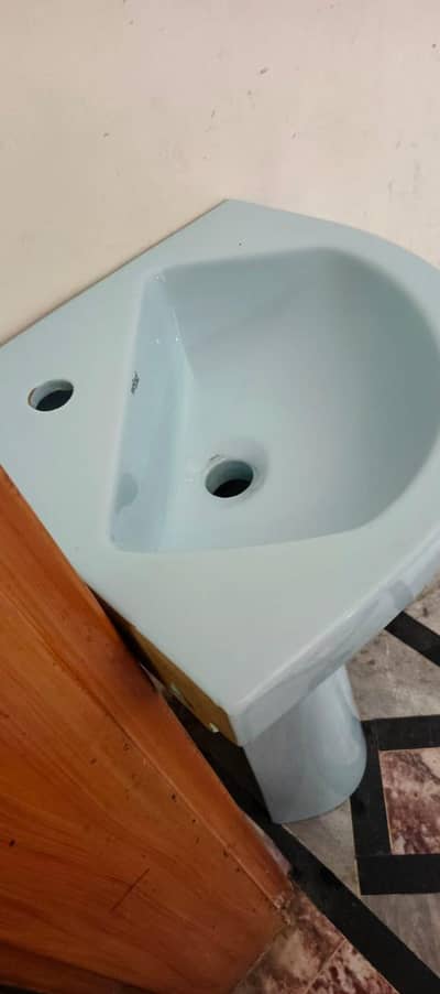 corner washbasin