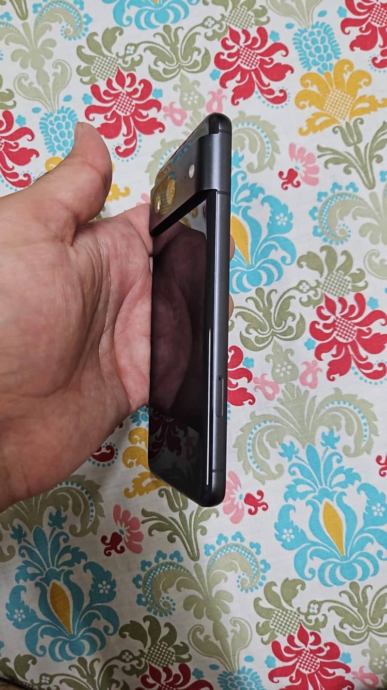 Google Pixel 8 3