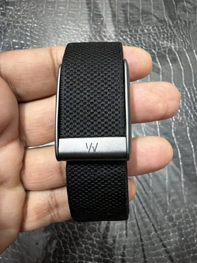 Whoop 5.0 Peak Edition with 12-Month Subscription – Black | Like New