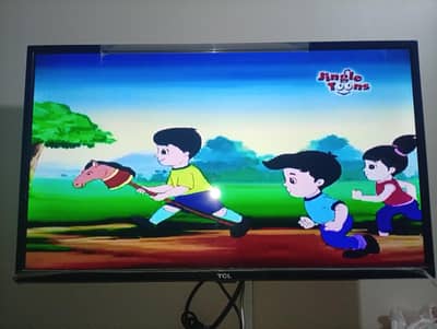 TCL lcd black colour sealed ha Kuch be masla nai ha