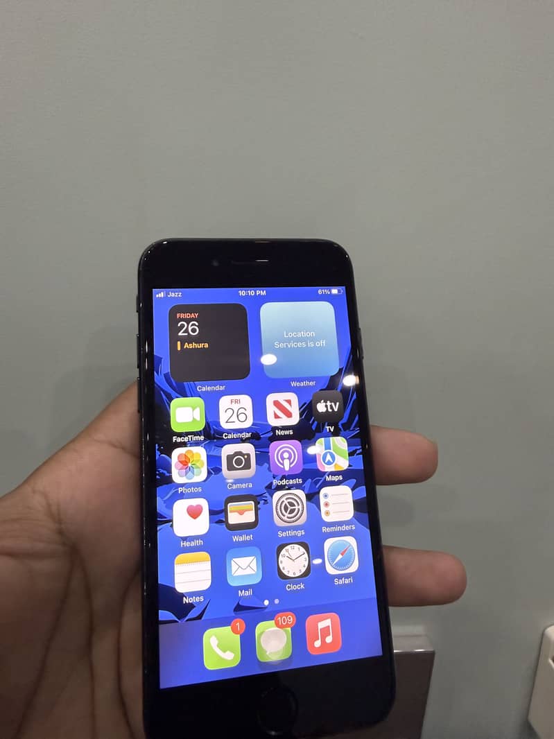 Apple iPhone 7 4