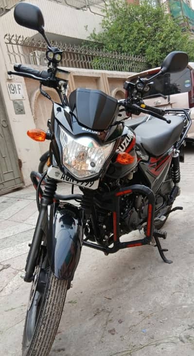 Suzuki GR 150 2023