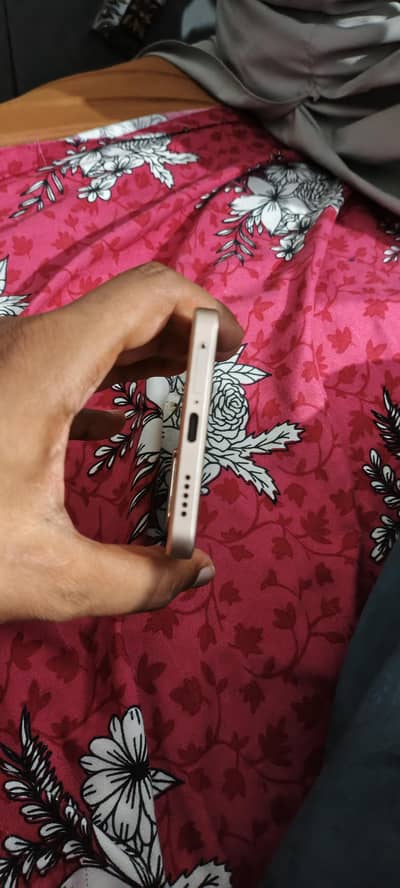 Vivo V29e 8/256 Good Condition With All Accessories