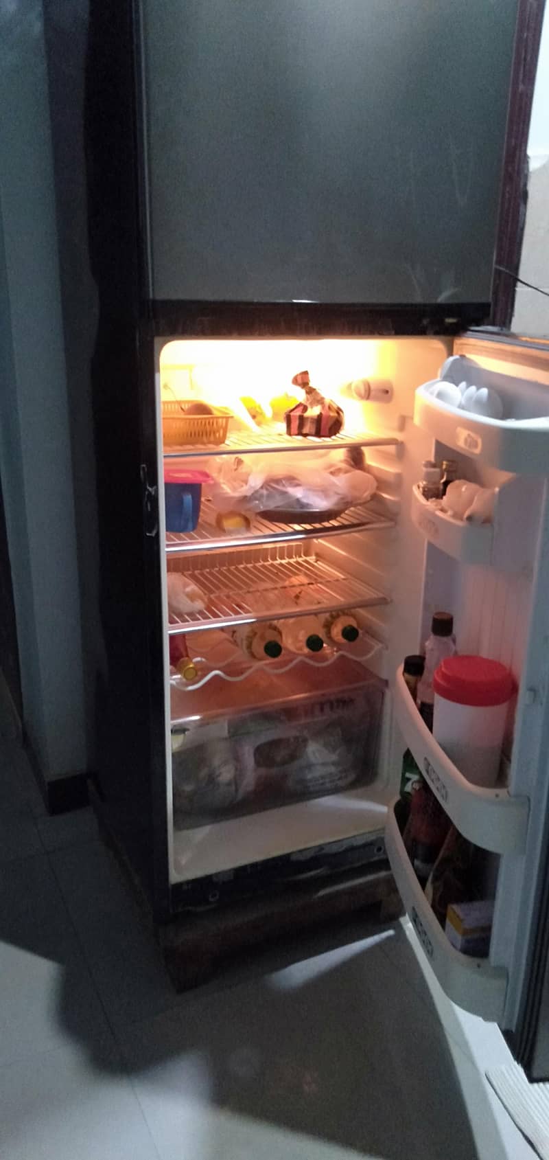 Orient Refrigerator 1