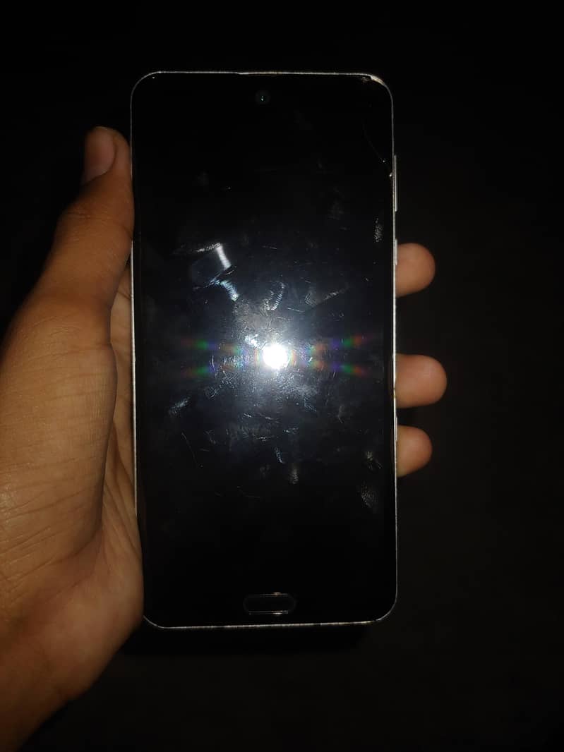 Sharp Aquos R3 3