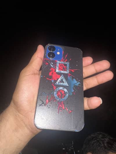 Apple iPhone 12