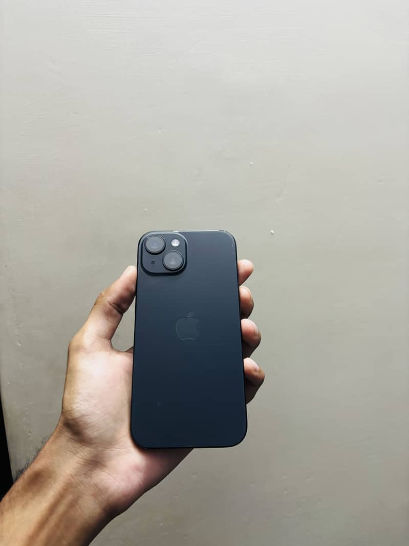 Apple iPhone 15 2