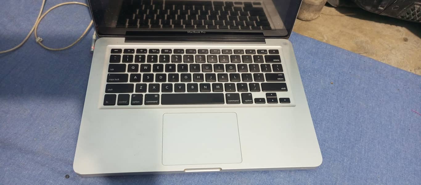 Macbook Pro 2011 19