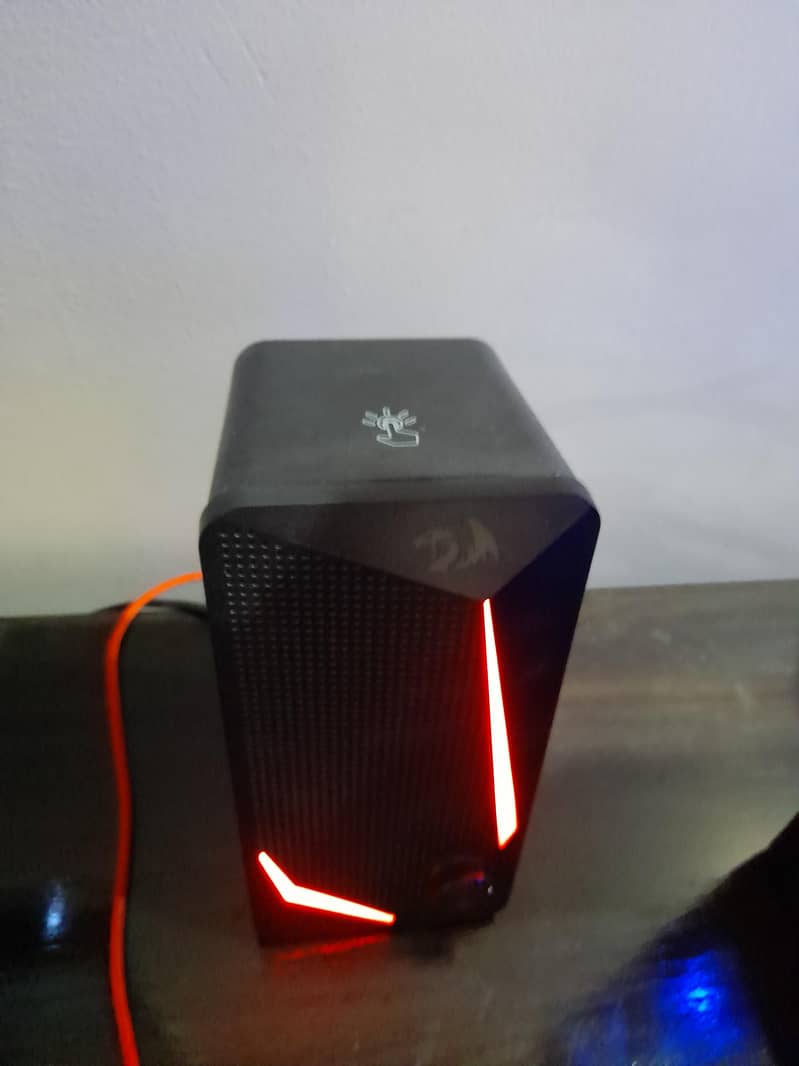 Complete Gaming PC Setup 9