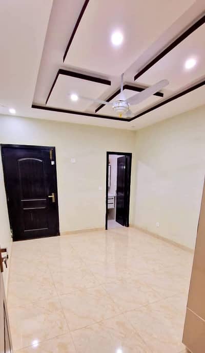 5 Marla portions available for rent pak Arab society