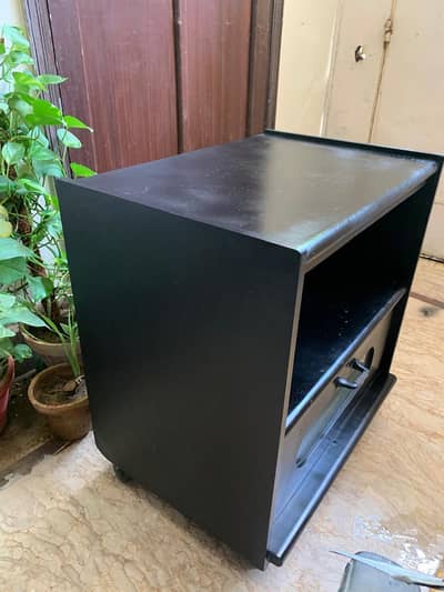 TV Trolley with 4 wheels