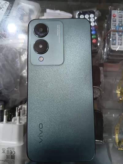 Vivo Y17