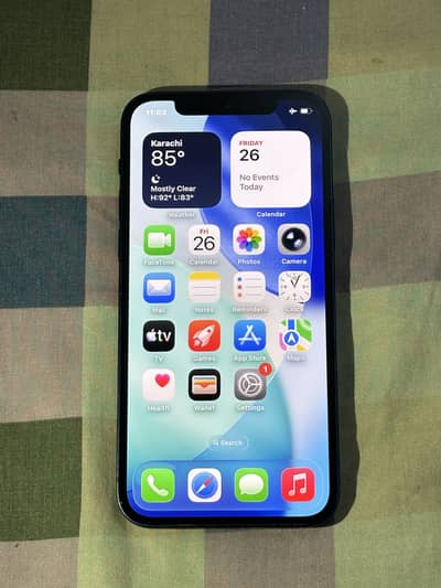 Apple iPhone 12