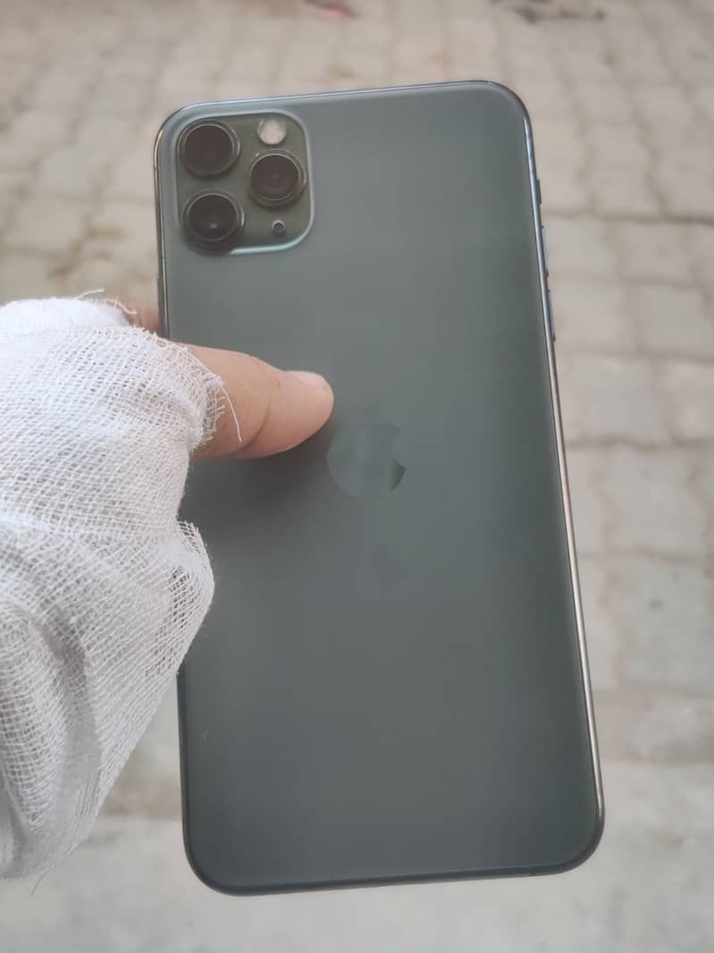 11 pro max 4