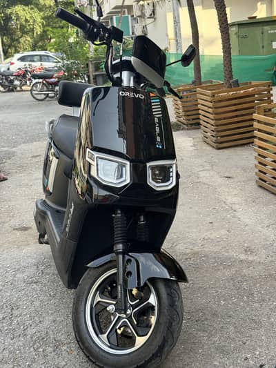 Eagle Orevo Electric Scooty – Like New | Only 1,500 km Driven