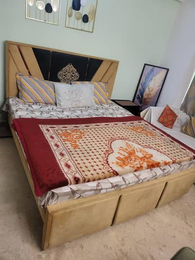 New Design Urgent For sale Bed with side table