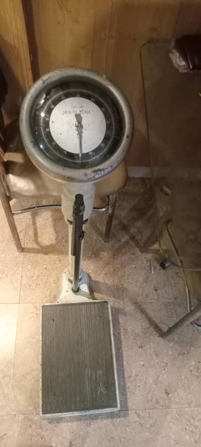 weigh scale good condition  ok japn good quality and heavy weight