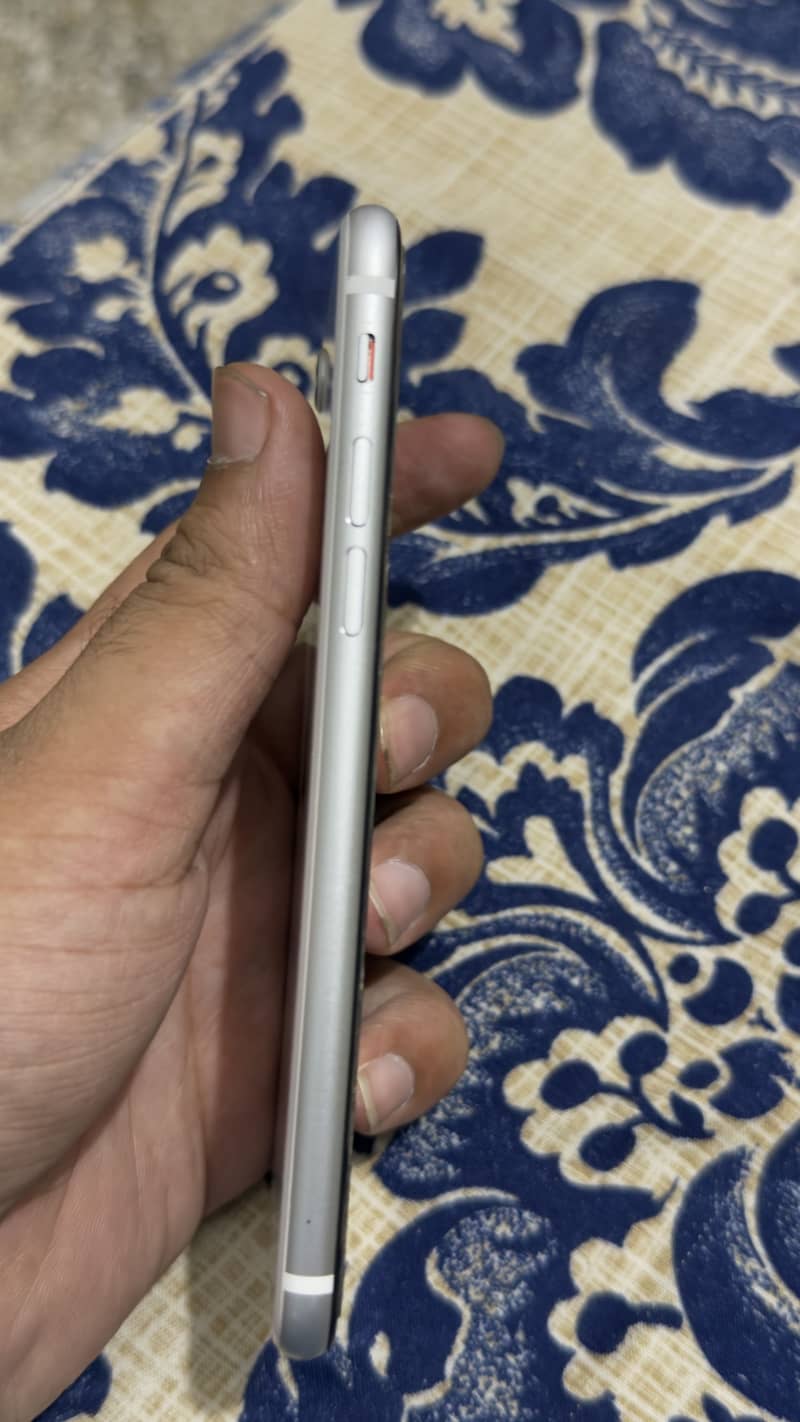 Apple iPhone SE 2