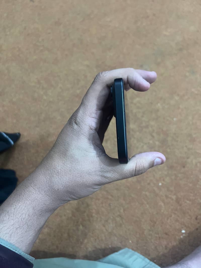 Apple iPhone 15 plus 5
