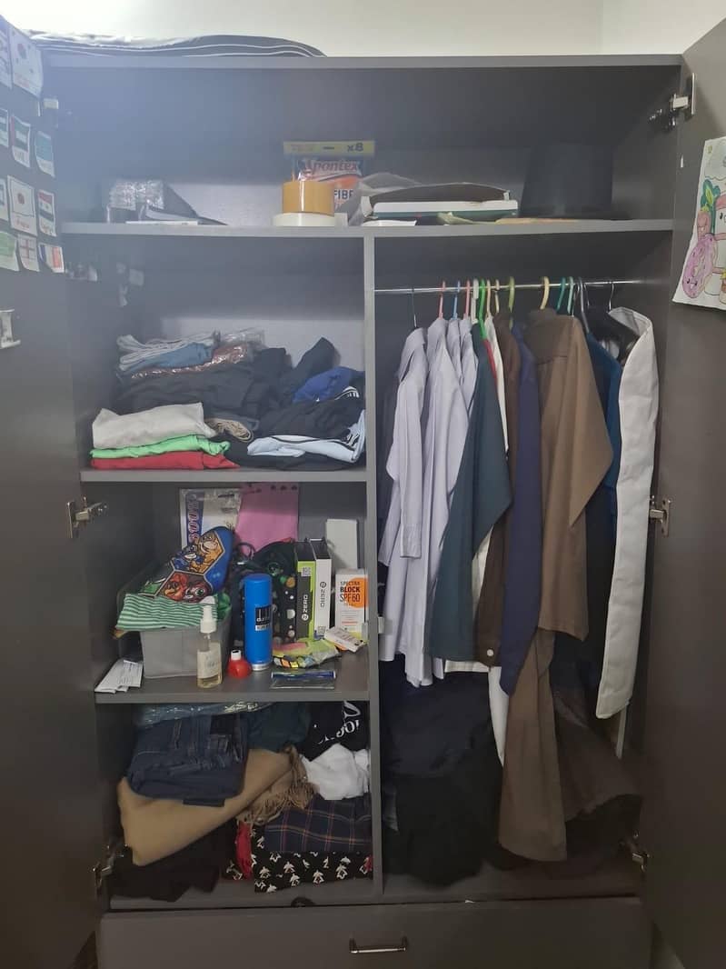 Medium sized wardrobe 4