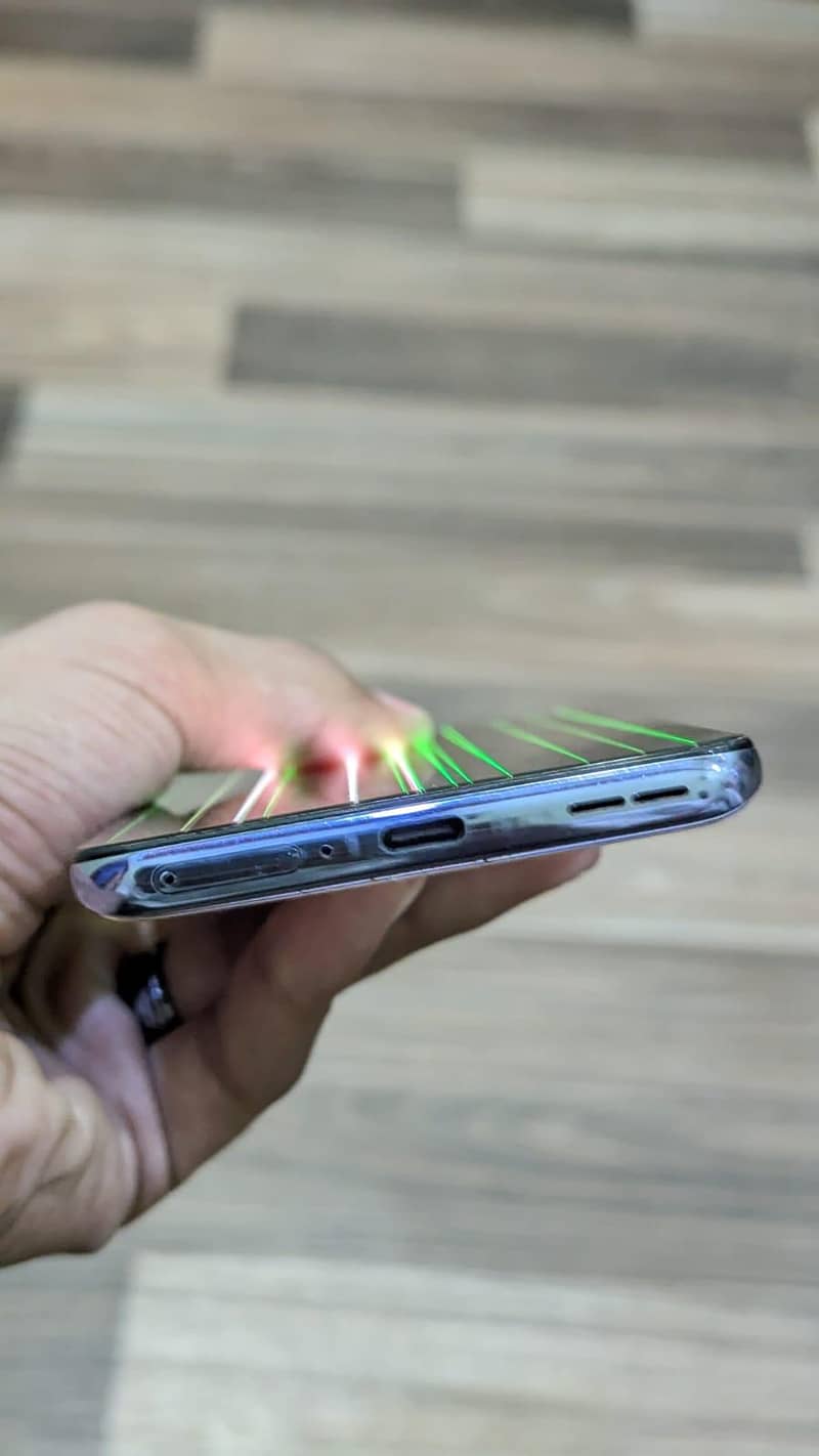 ONE_PLUS 5G 1