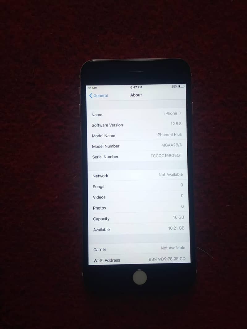 Apple iPhone 6 Plus 0