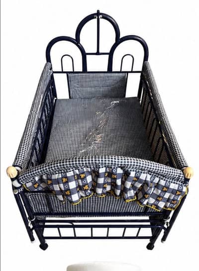 Kid’s Cot – Excellent Condition